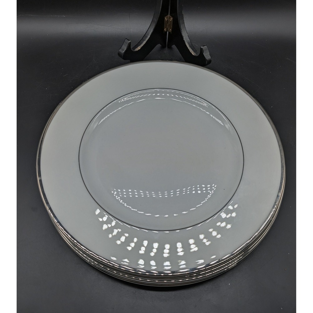 Wedgwood Sterling Dinner Plates Set of 4 White Bone China Platinum Trim England
